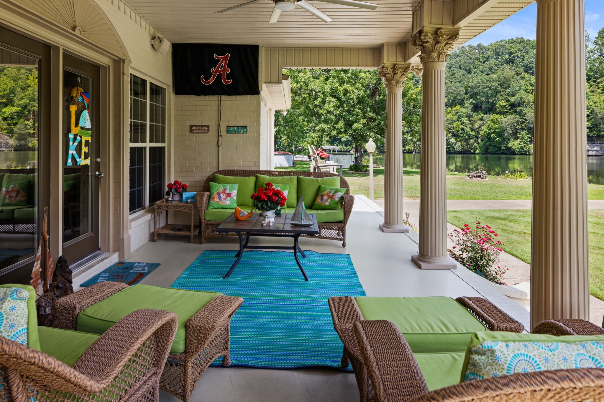 568 County Road 322 Florence, AL 35634 - Photo 38 of 60 a living room with patio furniture and a wooden floor