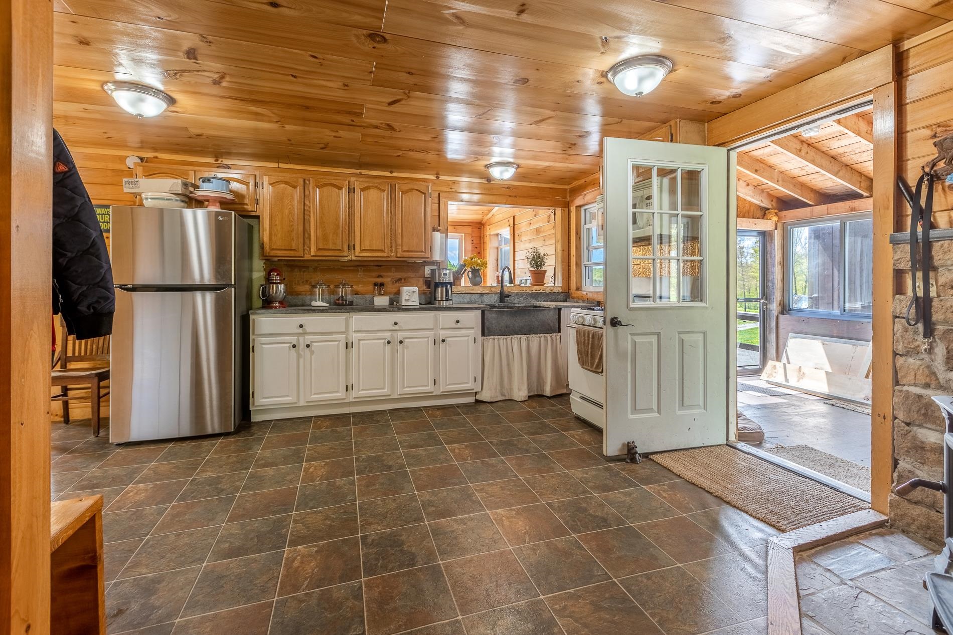 27 Hopkins Road Chelsea, VT 05038 - Photo 6 of 36