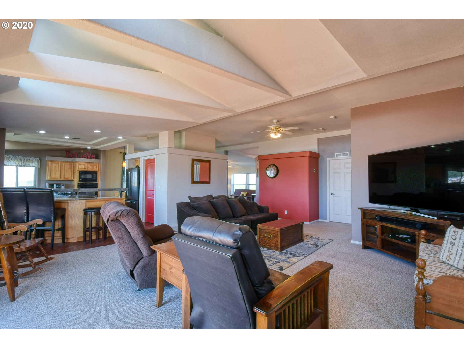 45113 Best Road Pendleton, OR 97801 - Photo 7 of 32