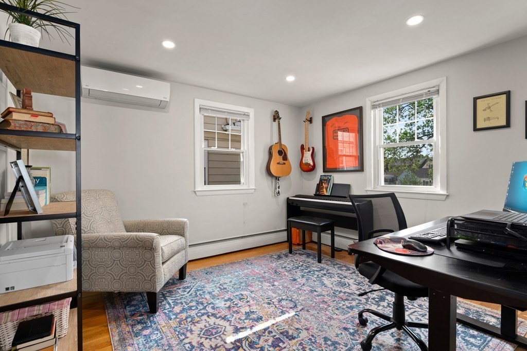 13 Station Road Salem, MA 01970 - Photo 12 of 37