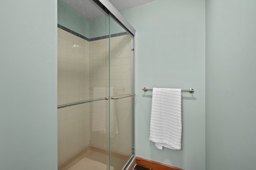 13 Station Road Salem, MA 01970 - Photo 24 of 37