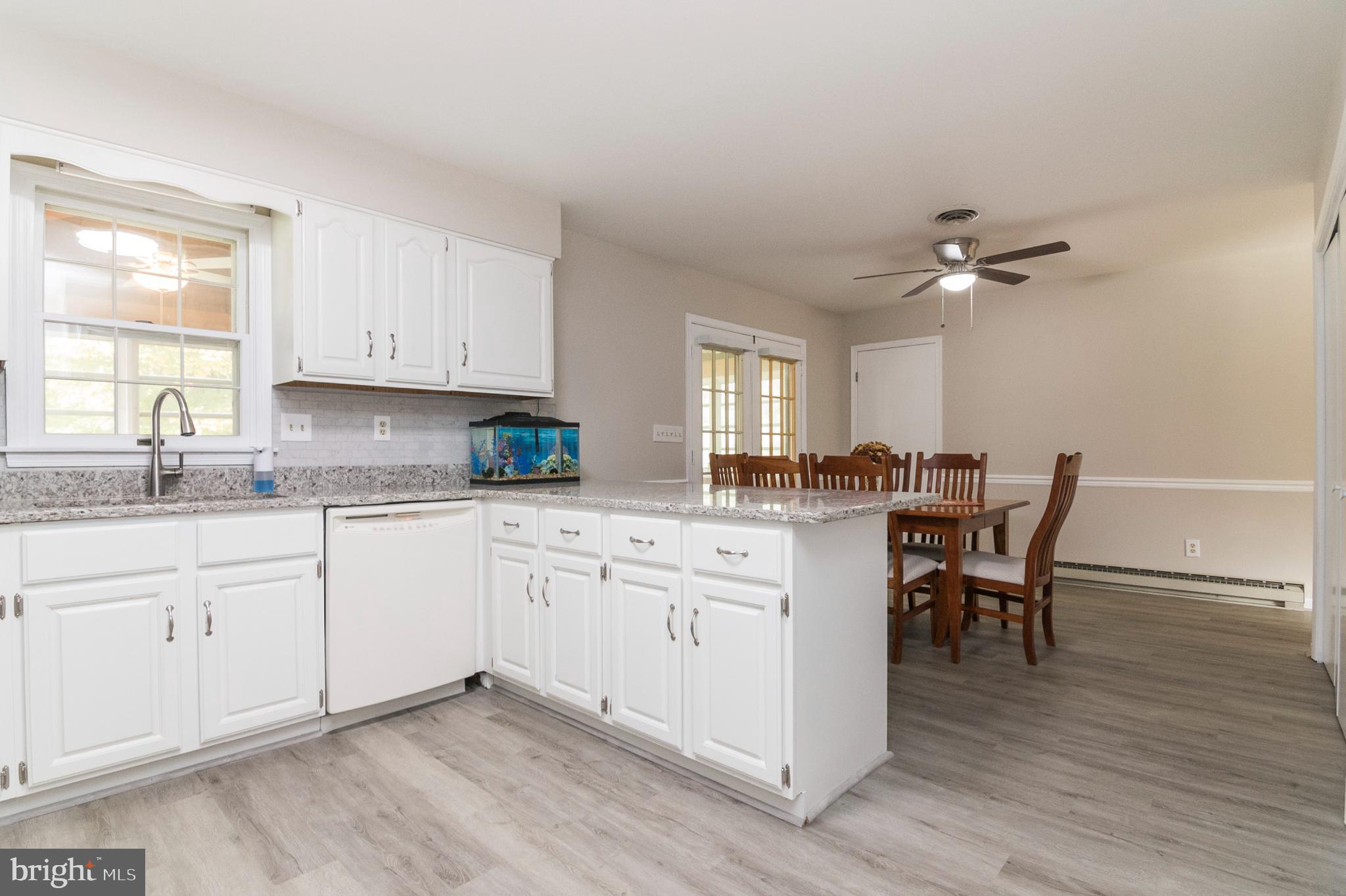 29020 Ridge Road Mount Airy, MD 21771 - Photo 11 of 36 Kitchen