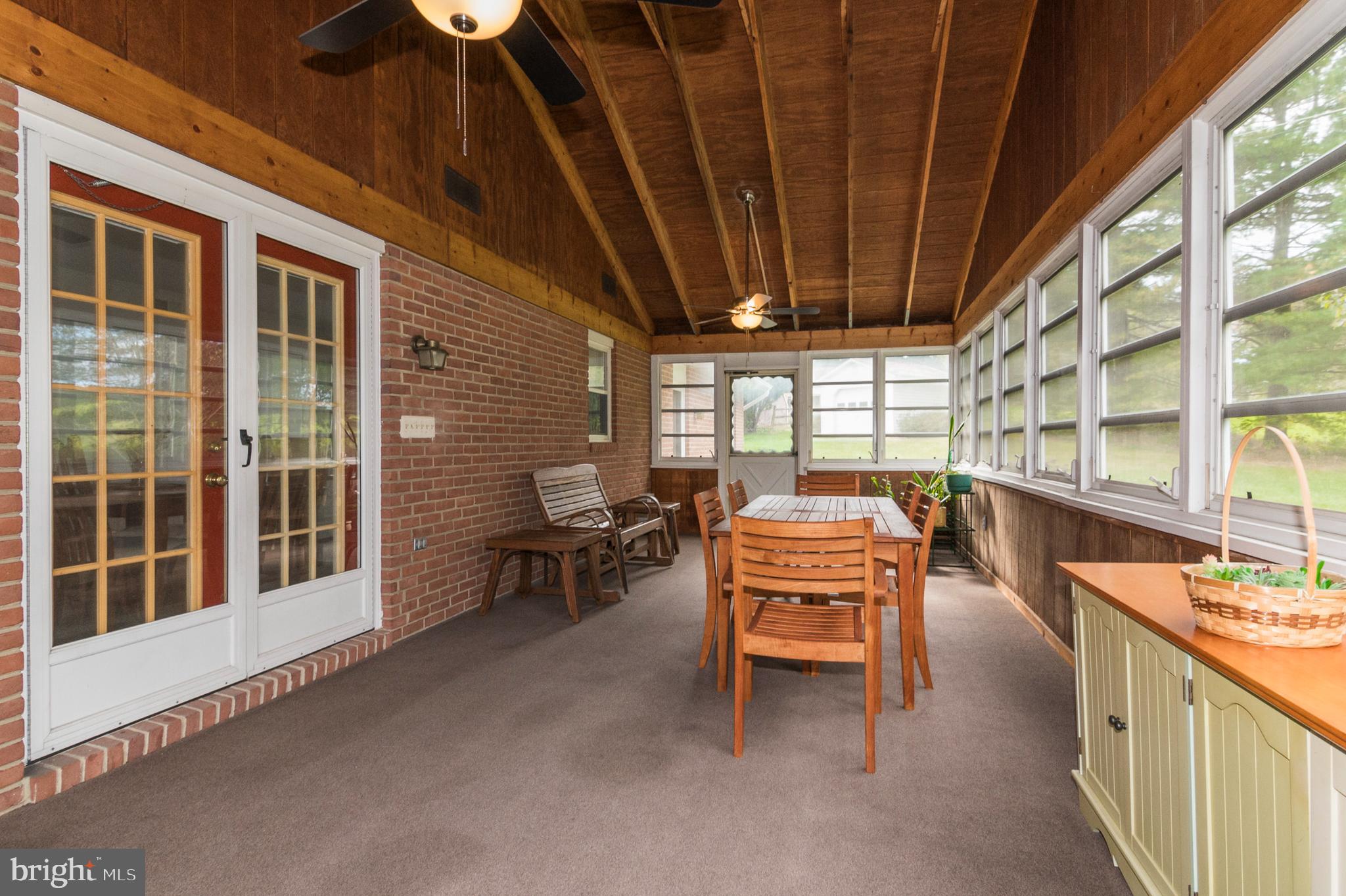 29020 Ridge Road Mount Airy, MD 21771 - Photo 14 of 36 Sun Porch