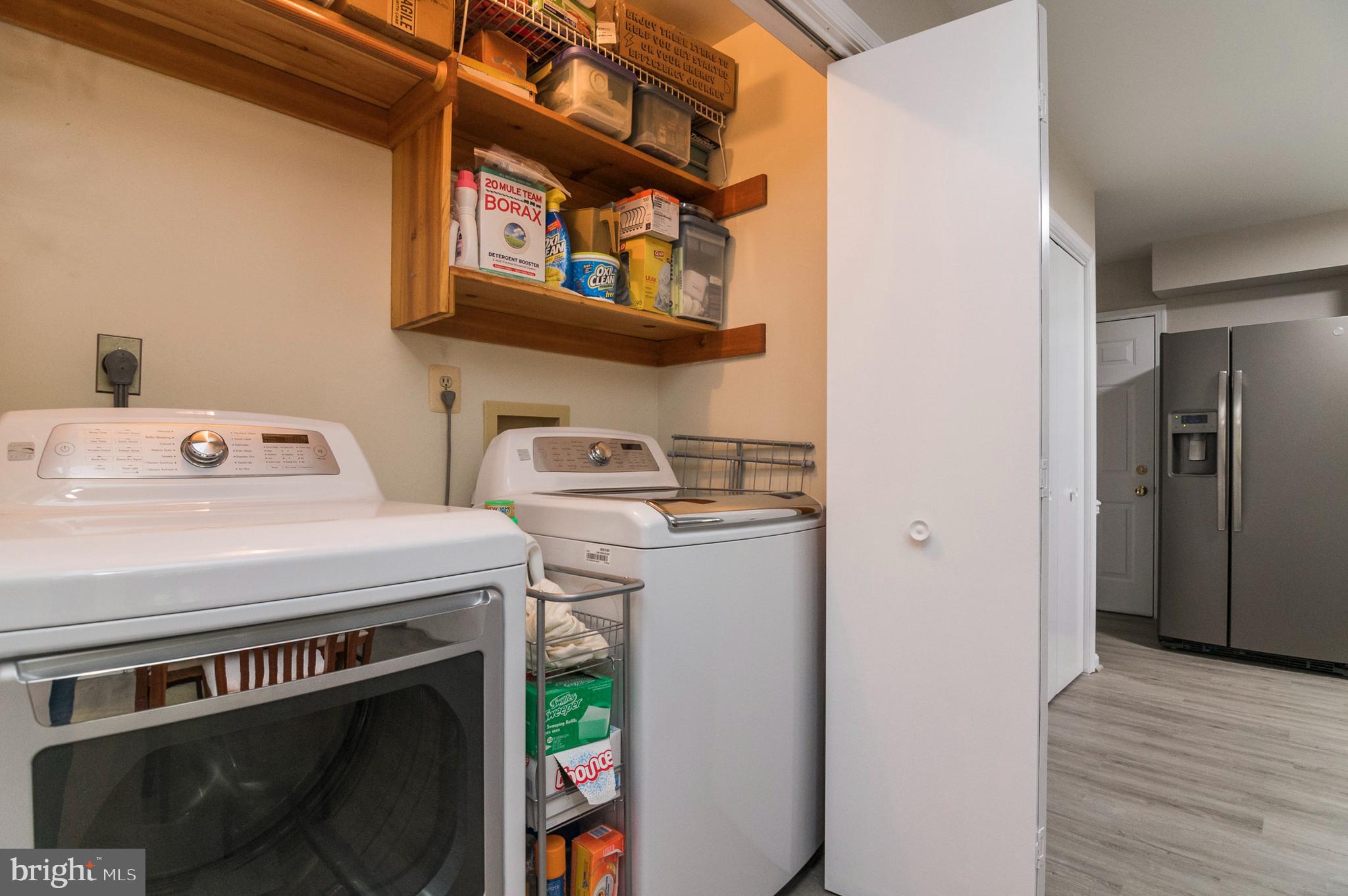 29020 Ridge Road Mount Airy, MD 21771 - Photo 15 of 36 Laundry