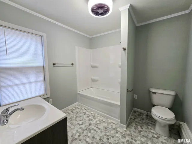 $110,000 | 812 North Sherman Street, Lincoln, IL 62656