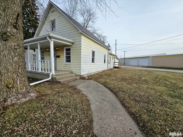 $97,000 | 812 North Sherman Street, Lincoln, IL 62656