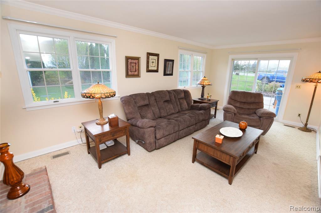 15489 Linden Road Linden, MI 48451 - Photo 6 of 25