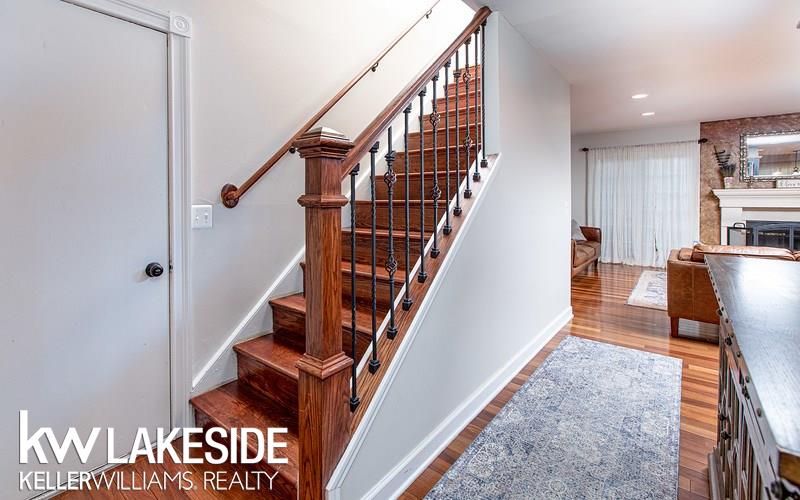 1356 Crescent Lane Rochester, MI 48306 - Photo 4 of 27 50011293-3.JPG