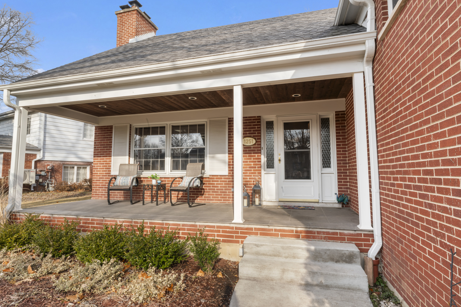 1251 Pine Street Glenview, IL 60025 - Photo 4 of 44