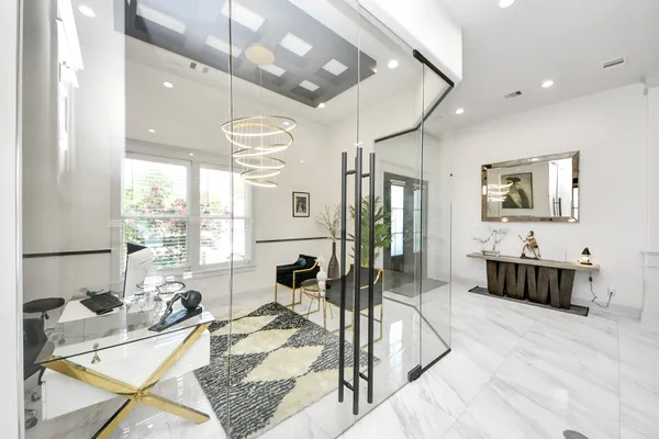 $6,150 | 3520 Beauchamp Street, Houston, TX 77009