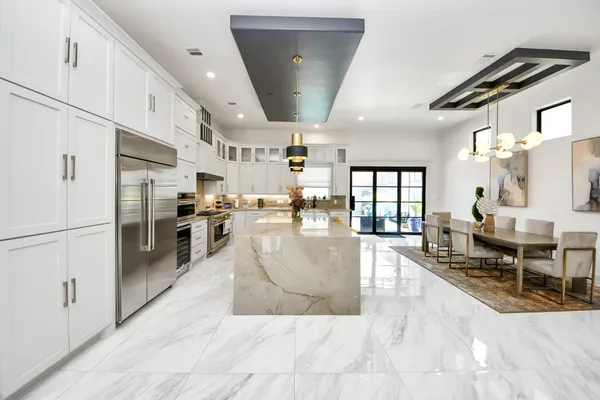 $6,150 | 3520 Beauchamp Street, Houston, TX 77009