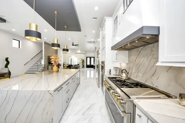 $6,150 | 3520 Beauchamp Street, Houston, TX 77009