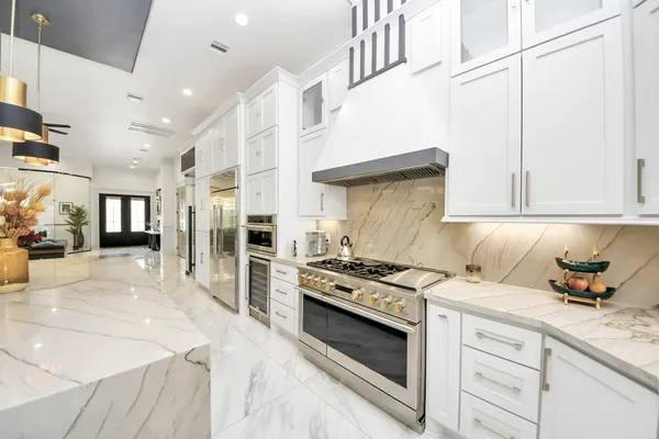 $6,150 | 3520 Beauchamp Street, Houston, TX 77009