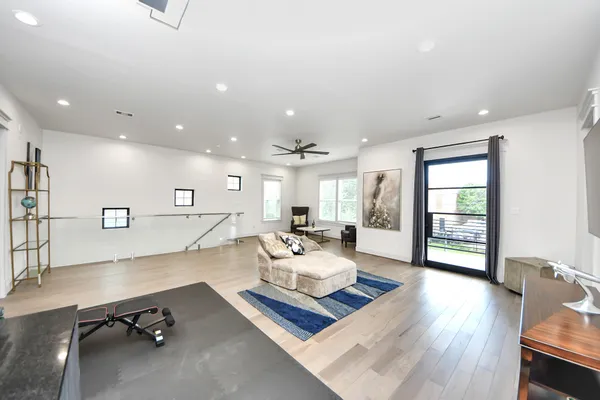 $6,150 | 3520 Beauchamp Street, Houston, TX 77009