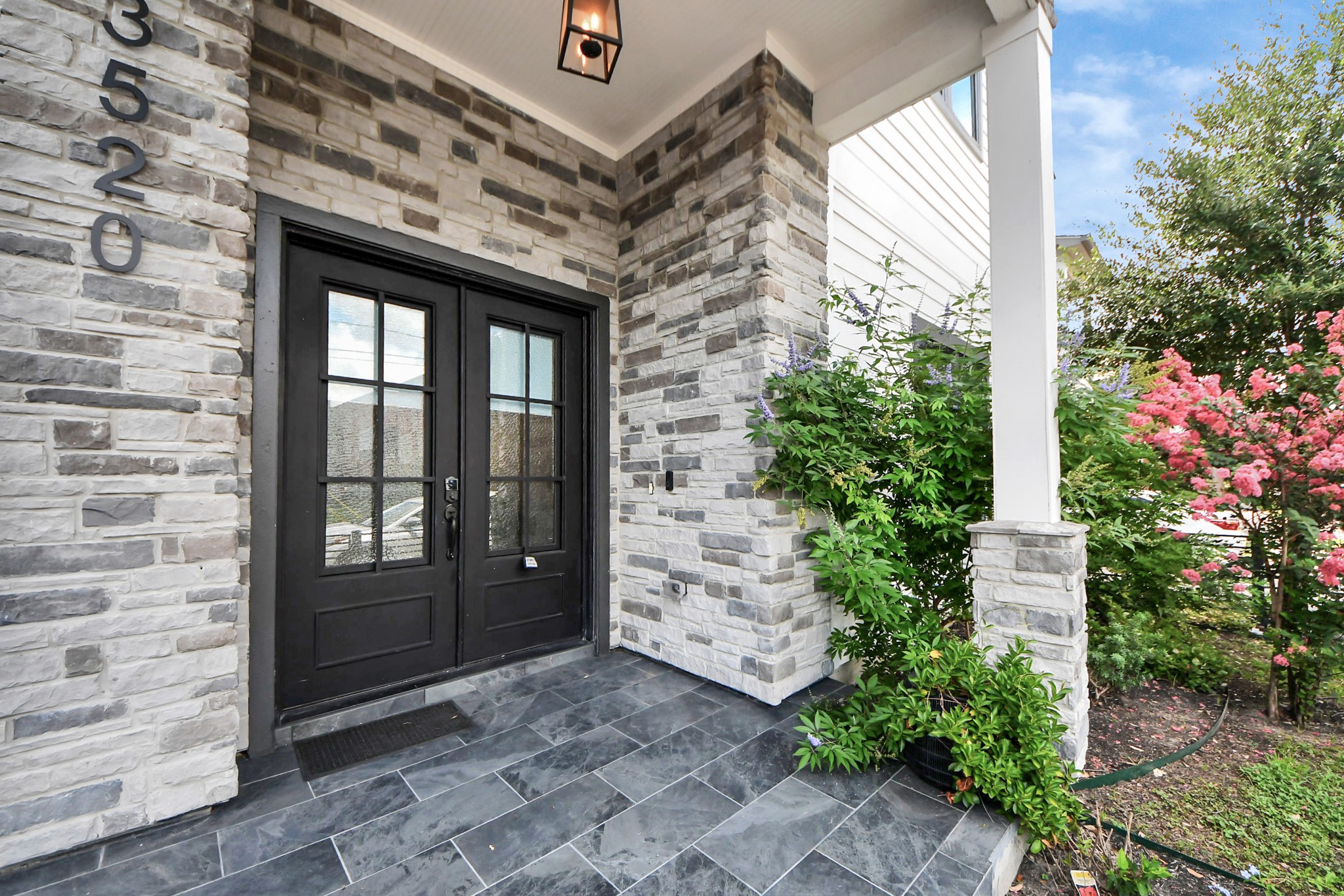 3520 Beauchamp Street Houston, TX 77009 - Photo 4 of 50