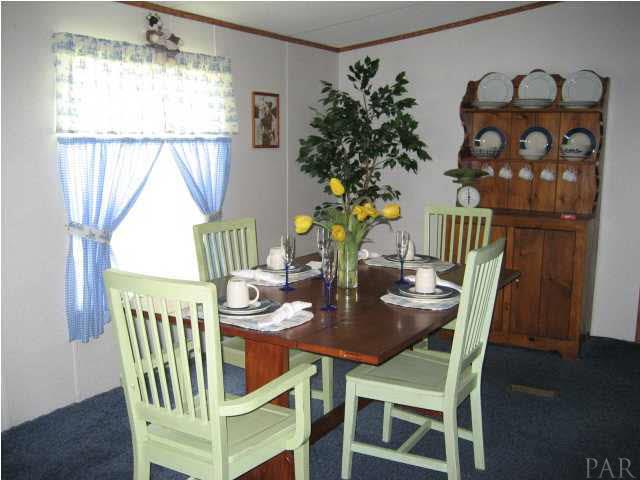 6990 Timber Crest Road Milton, FL 32583 - Photo 2 of 16 Gallery Image 2