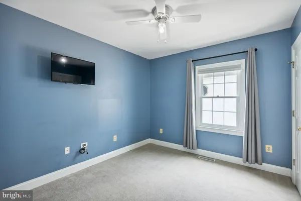 $3,300 | 208 Wilson Avenue Northwest, Leesburg, VA 20176