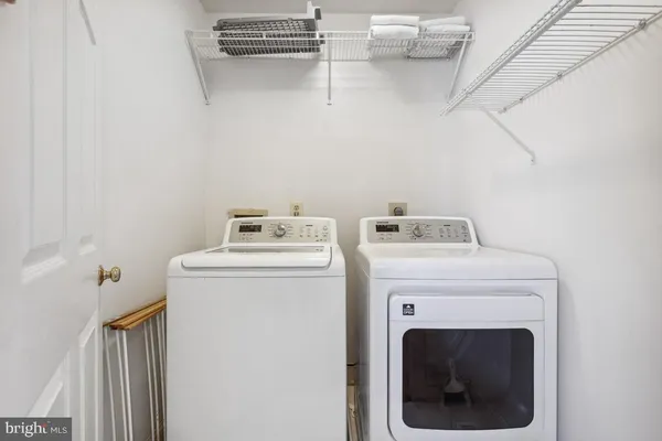 $3,300 | 208 Wilson Avenue Northwest, Leesburg, VA 20176