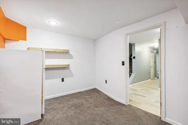 $3,300 | 208 Wilson Avenue Northwest, Leesburg, VA 20176