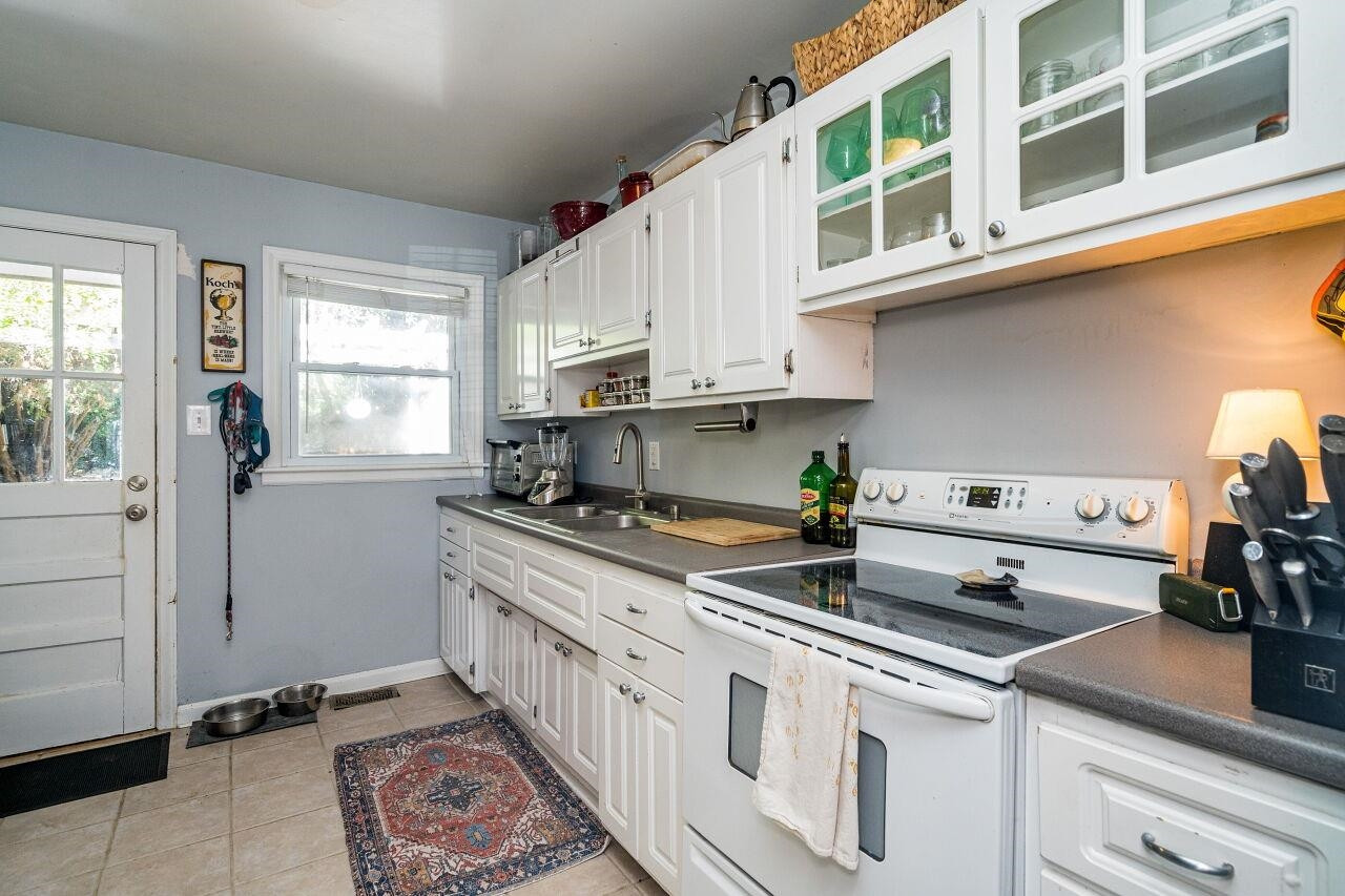 1113 North King Charles Road Raleigh, NC 27610 - Photo 9 of 24 Photo 9