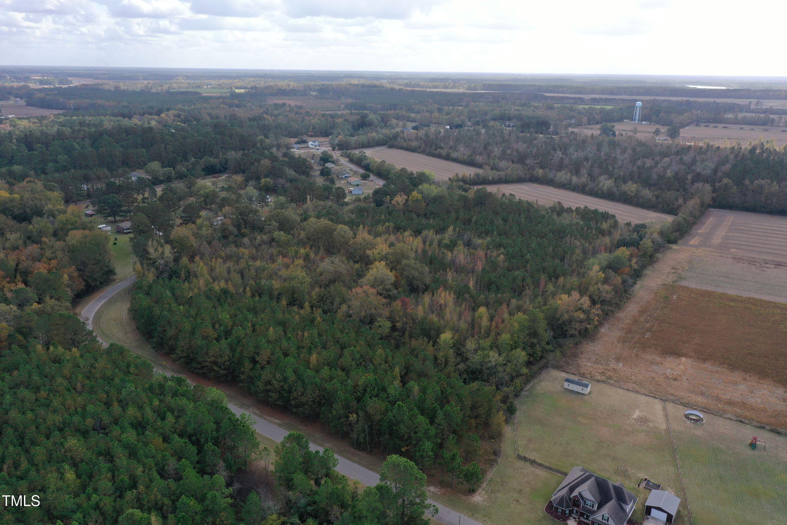 313 Hendrix Road Raeford, NC 28376 - Photo 3 of 15 3. DJI_0112