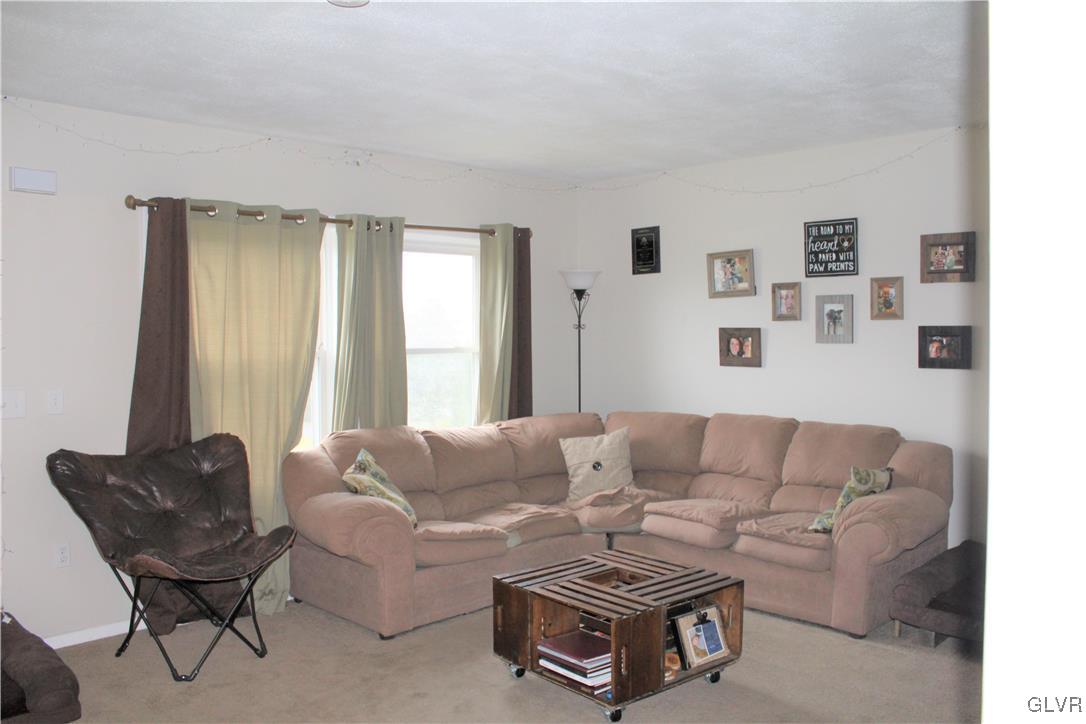 51 Hawk Road Lehighton, PA 18235 - Photo 9 of 17 Gallery Image 9
