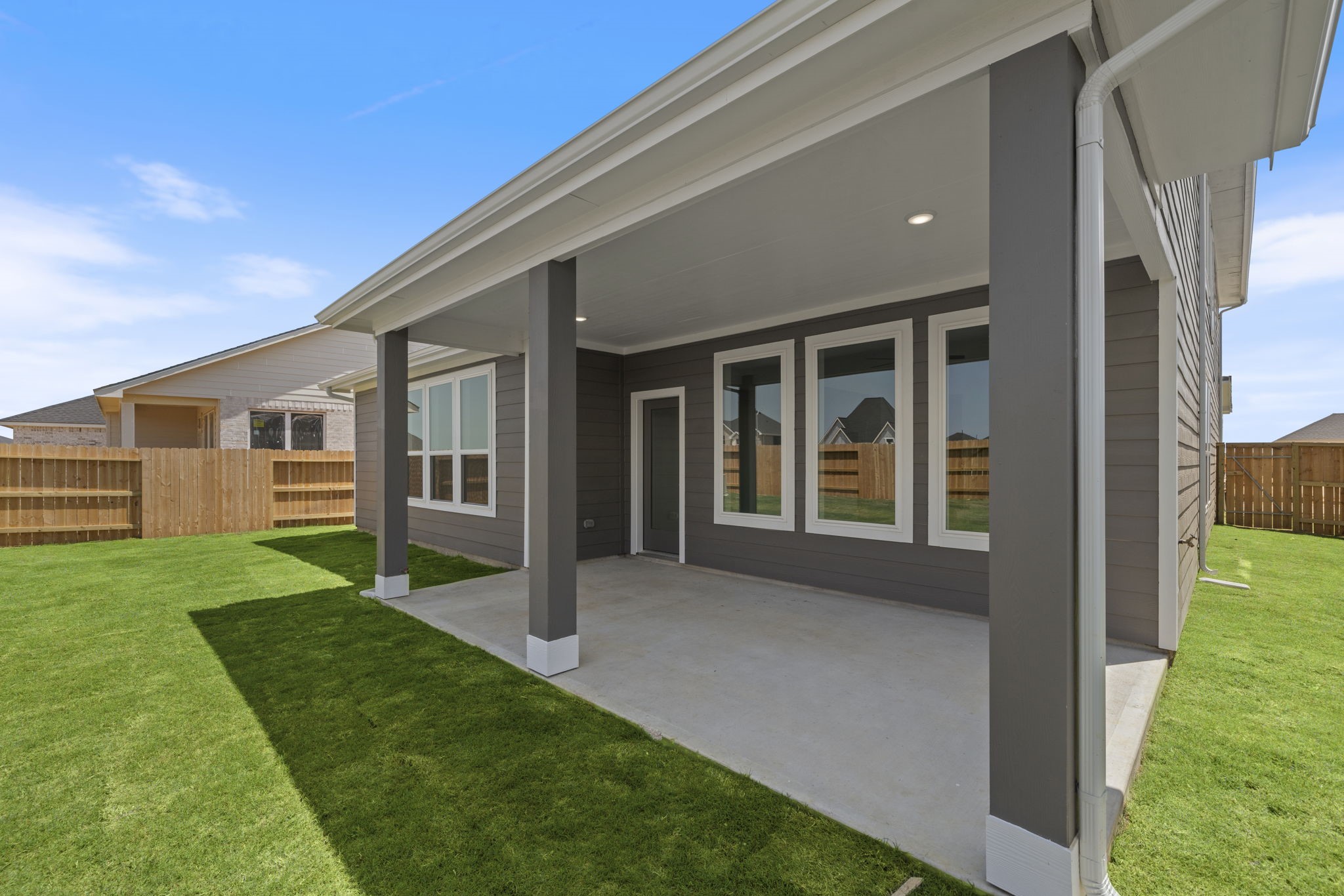 309 Gambels Quail Road Hempstead, TX 77445 - Photo 19 of 27 a house view with a garden space