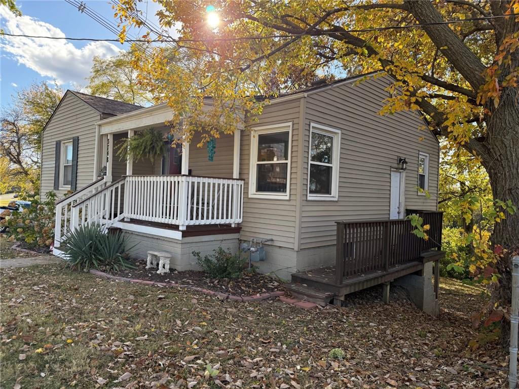 3748 Springfield Street Kansas City, KS 66103 - Photo 4 of 33