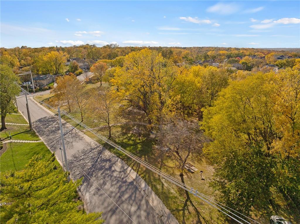 3748 Springfield Street Kansas City, KS 66103 - Photo 5 of 33