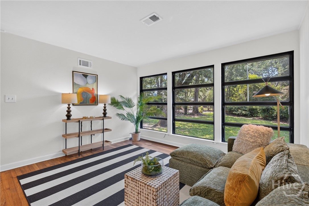137 Brandywine Road Savannah, GA 31405 - Photo 4 of 33 Gallery Image 4