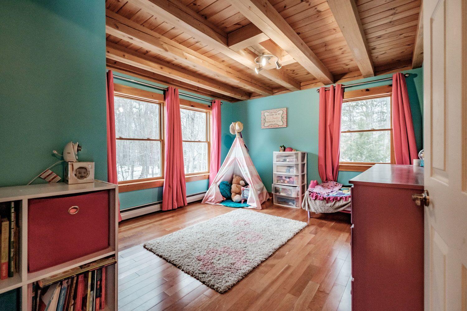 374 Songo School Road Naples, ME 04055 - Photo 21 of 25 Bedroom 3