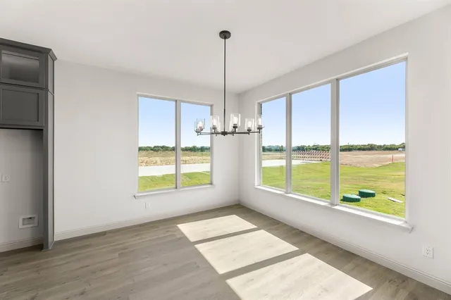 $649,900 | 136 Evanston Court, Rhome, TX 76078