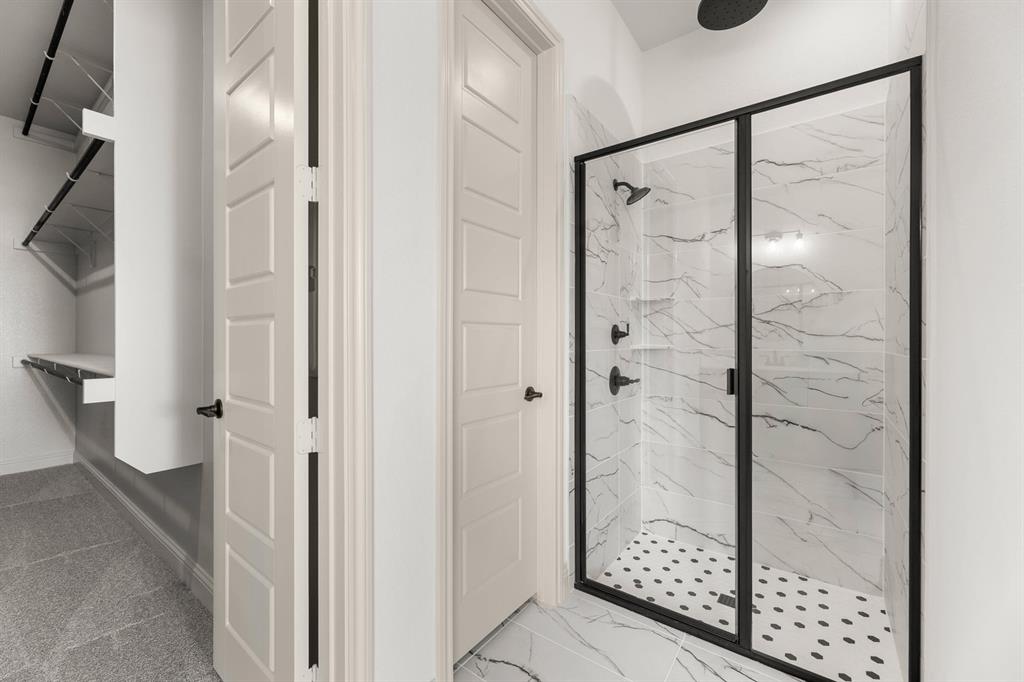 136 Evanston Court Rhome, TX 76078 - Photo 18 of 28 136 Evanston-Primary Suite-5