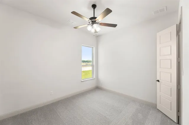 $649,900 | 136 Evanston Court, Rhome, TX 76078