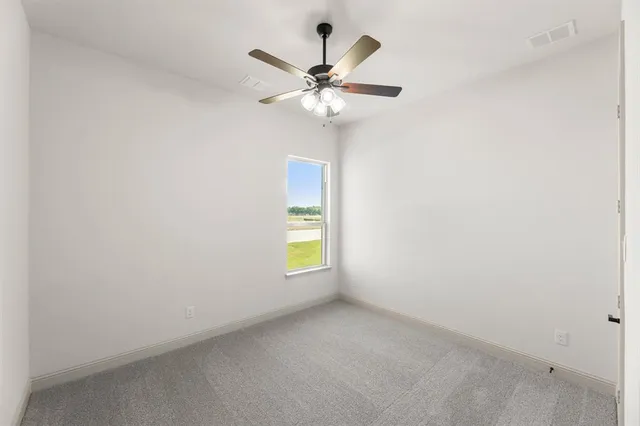 $649,900 | 136 Evanston Court, Rhome, TX 76078