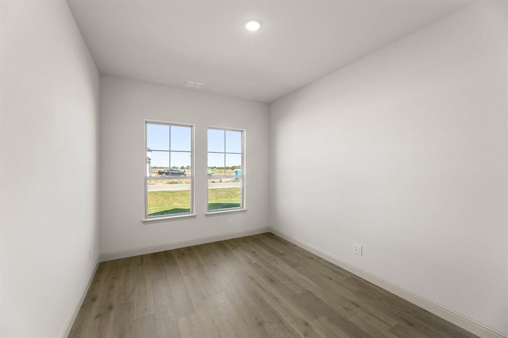 136 Evanston Court Rhome, TX 76078 - Photo 5 of 28 136 Evanston-Study-1