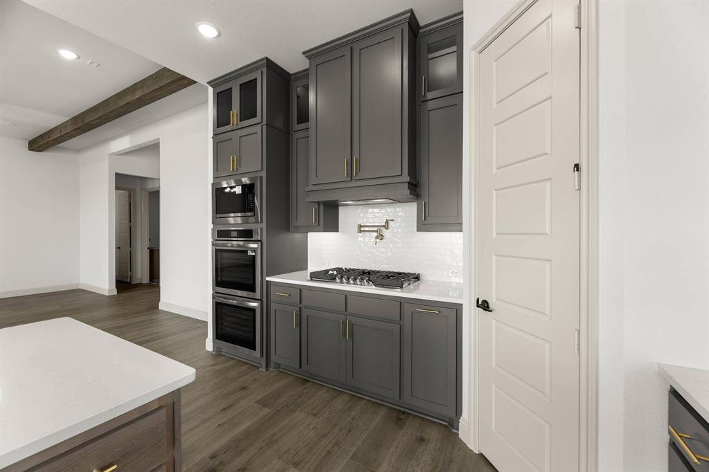 136 Evanston Court Rhome, TX 76078 - Photo 9 of 28 136 Evanston-Kitchen-4