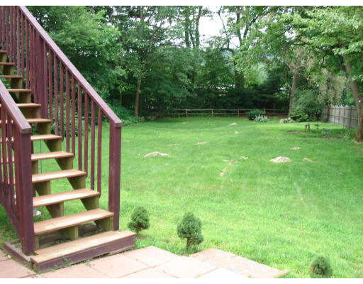 231 Flanders Road Westborough, MA 01581 - Photo 13 of 14 Gallery Image 13