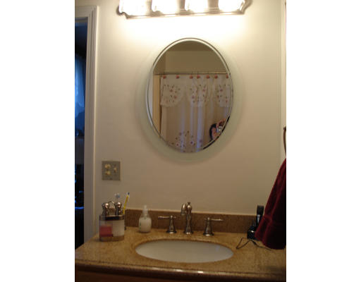 231 Flanders Road Westborough, MA 01581 - Photo 9 of 14 Gallery Image 9