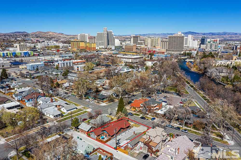 19 Winter Street Reno, NV 89503 - Photo 9 of 40 a view of a city
