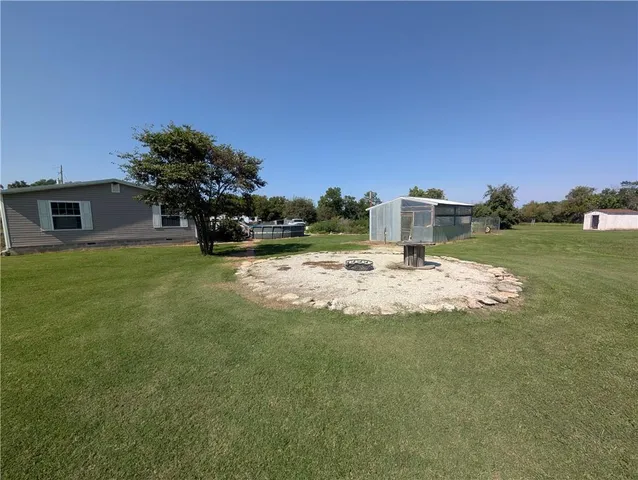 $550,000 | 1013 2400th Street, La Harpe, KS 66751