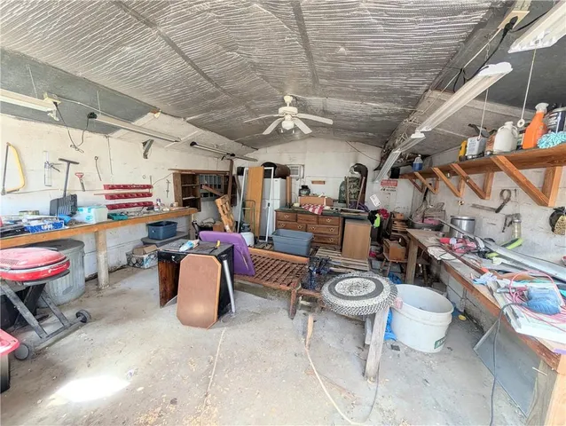 $550,000 | 1013 2400th Street, La Harpe, KS 66751