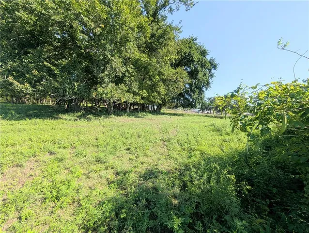 $550,000 | 1013 2400th Street, La Harpe, KS 66751