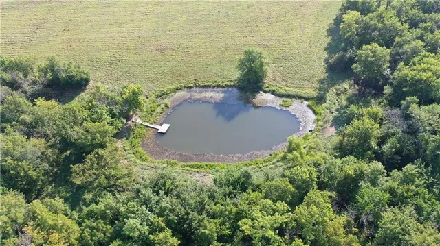 $550,000 | 1013 2400th Street, La Harpe, KS 66751