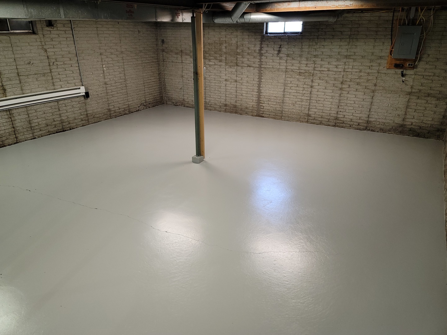 25544 Gaulrapp Road Rock Falls, IL 61071 - Photo 16 of 18 an empty room with windows