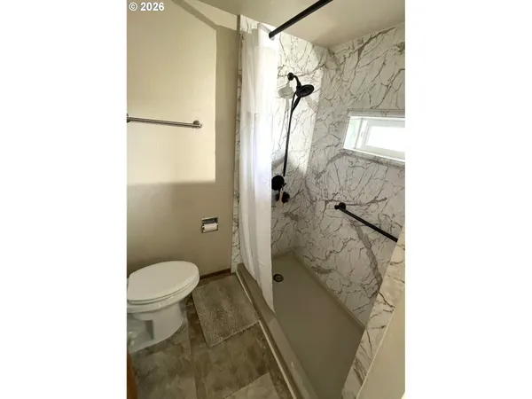 $674,900 | 1945 Sunrise Boulevard, Eugene, OR 97405