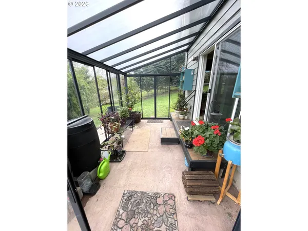 $674,900 | 1945 Sunrise Boulevard, Eugene, OR 97405