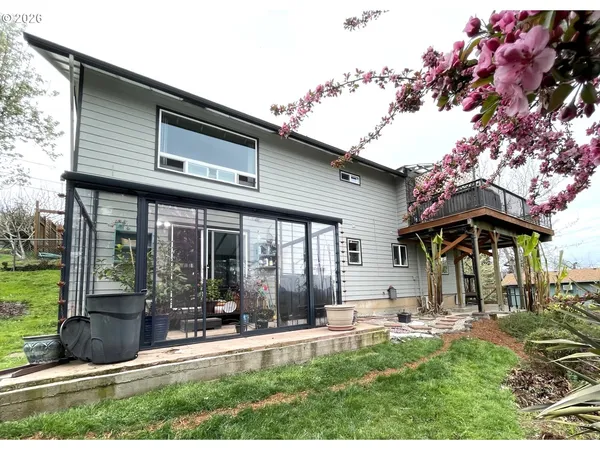 $674,900 | 1945 Sunrise Boulevard, Eugene, OR 97405