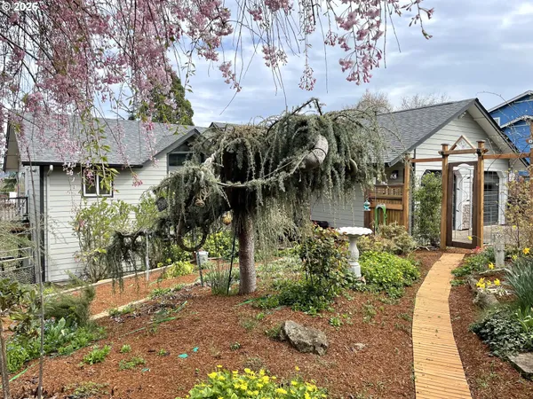 $674,900 | 1945 Sunrise Boulevard, Eugene, OR 97405