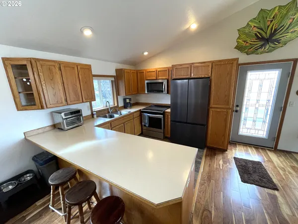 $674,900 | 1945 Sunrise Boulevard, Eugene, OR 97405